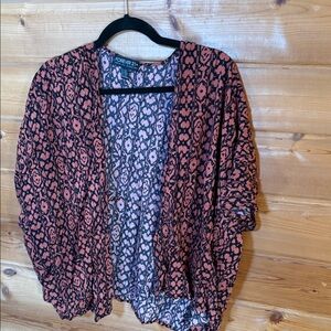 Forever 21 Black and Pink Floral Open-Front Cotton shirt